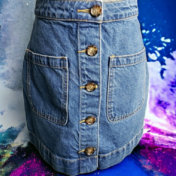 Don't Get Me Wrong Cotton Denim Button Patch PocketFront Free People Mini Skirt - Picture 2 of 10